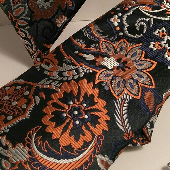 Silk tie, handkerchief, cuff links 4 piece set - Picture 2 of 4